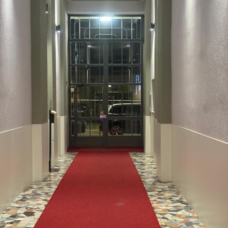Milan Central Station Bliss - Appartamento con 3 Camere da Letto e con Balcone - 45