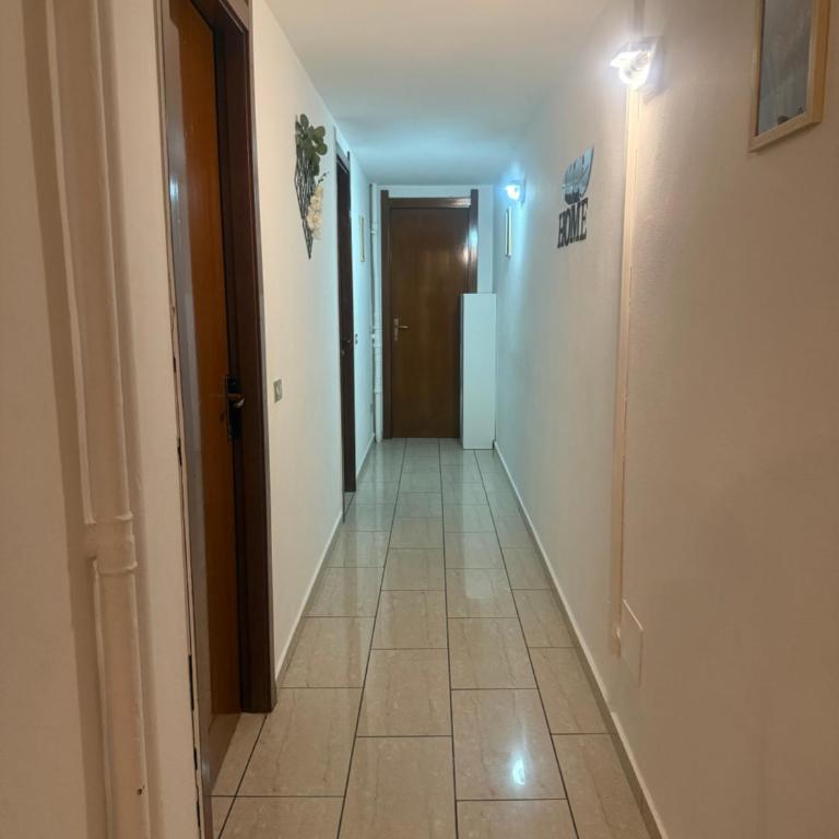 Milan Central Station Bliss - Appartamento con 3 Camere da Letto e con Balcone - 66