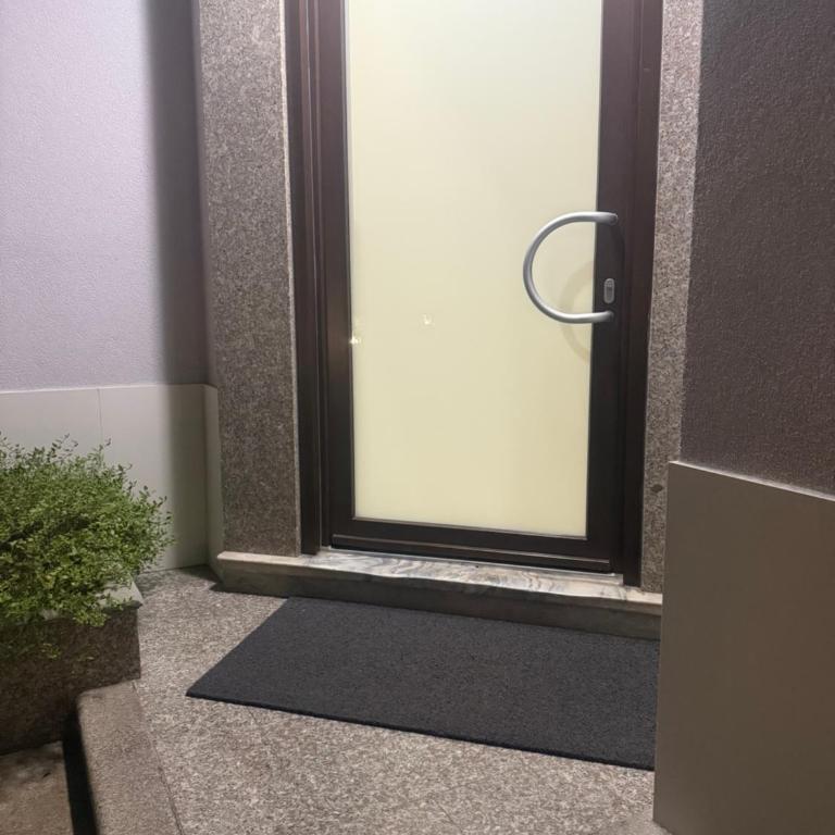 Milan Central Station Bliss - Appartamento con 3 Camere da Letto e con Balcone - 82