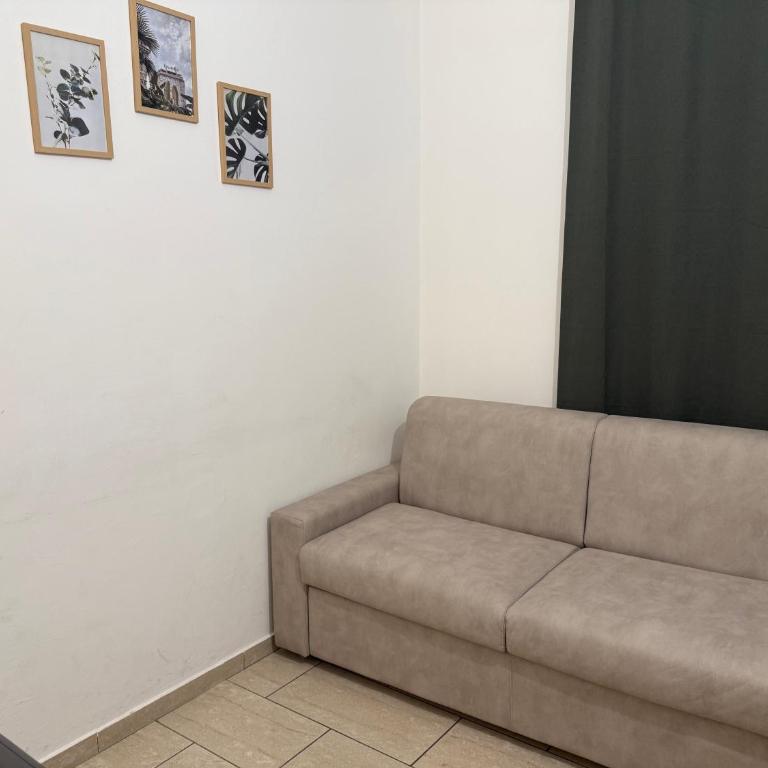 Milan Central Station Bliss - Appartamento con 3 Camere da Letto e con Balcone - 93
