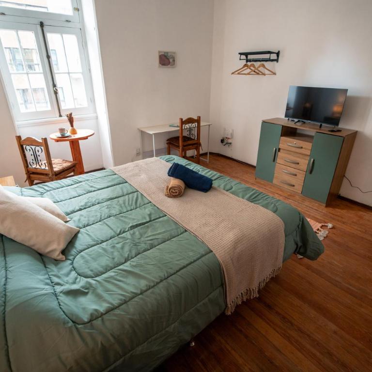 Historia y diseño en Palacio Salvo - One-Bedroom Apartment - 7