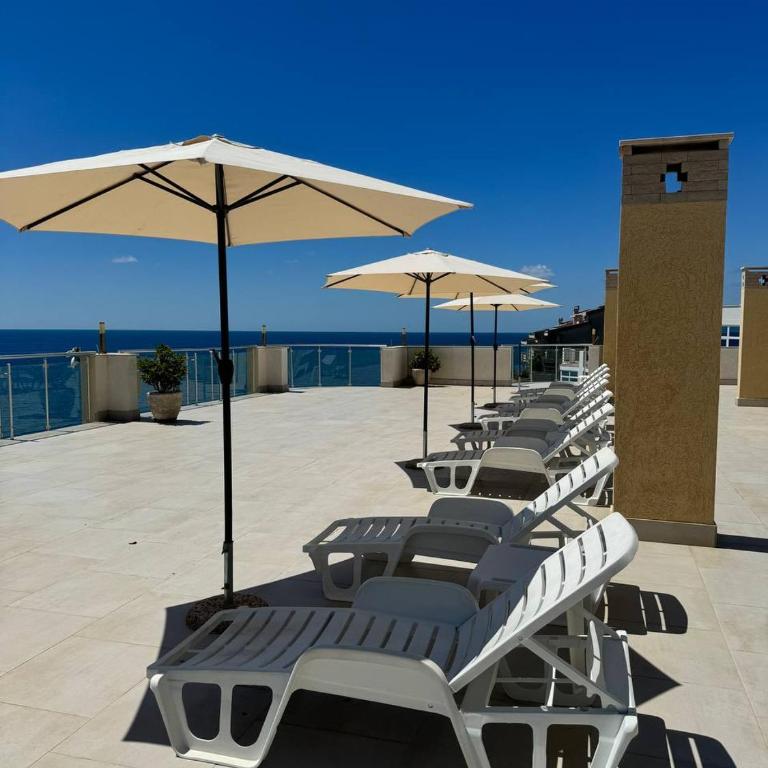SF Apartments Lux - Two-Bedroom Apartment with Balcony and Sea View - 2