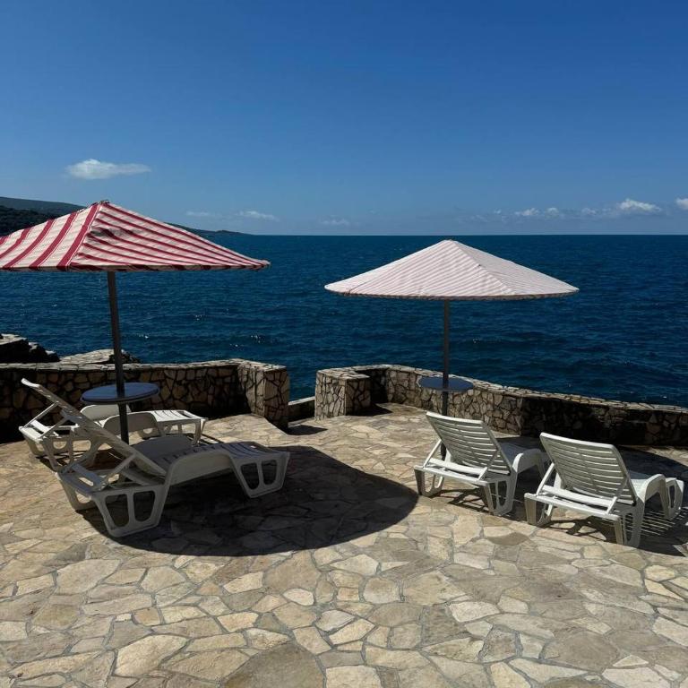 SF Apartments Lux - Two-Bedroom Apartment with Balcony and Sea View - 24