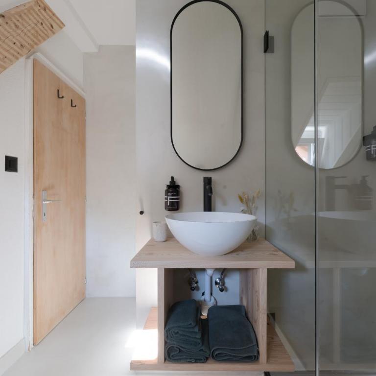 Boutique Hotel ÜJA - Doppelzimmer mit Balkon - 2