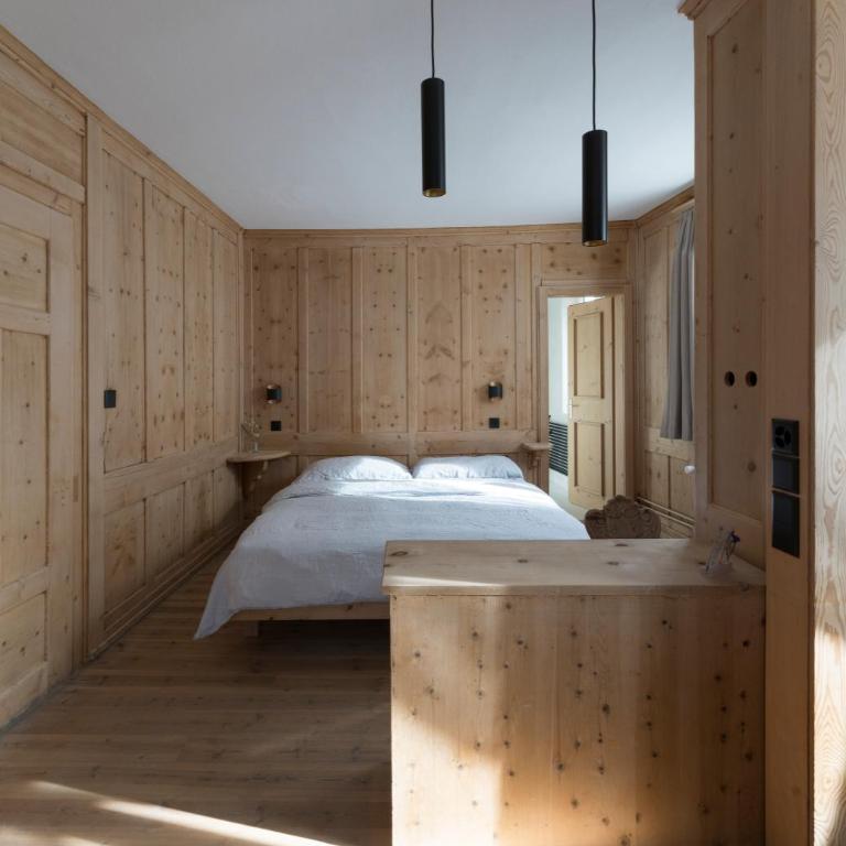 Boutique Hotel ÜJA - Deluxe Doppelzimmer - 2