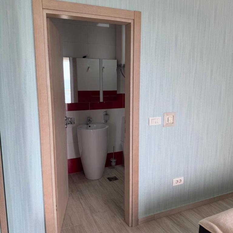 SF Apartments Lux - Two-Bedroom Apartment with Sea View - 29