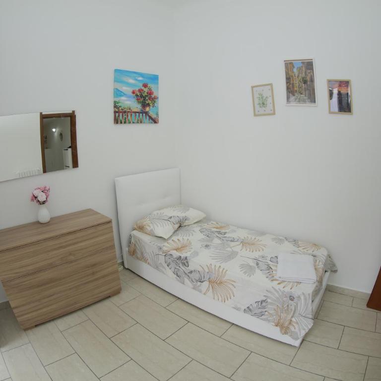 Milan Central Station Bliss - Appartamento con 3 Camere da Letto e con Balcone - 16
