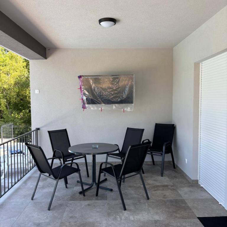 Hillside Lodge Roza - Private Pool Villa Mostar - Two-Bedroom House - 23