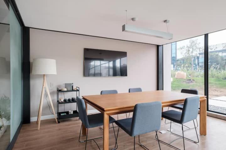 Aparta-estudio Corferias más Parqueadero gratis - Apartamento de 1 dormitorio - 30