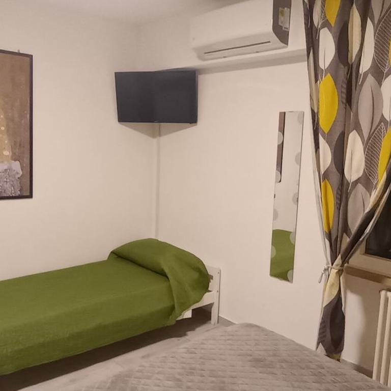 Casa Mia - Family Room with Private Bathroom - 29