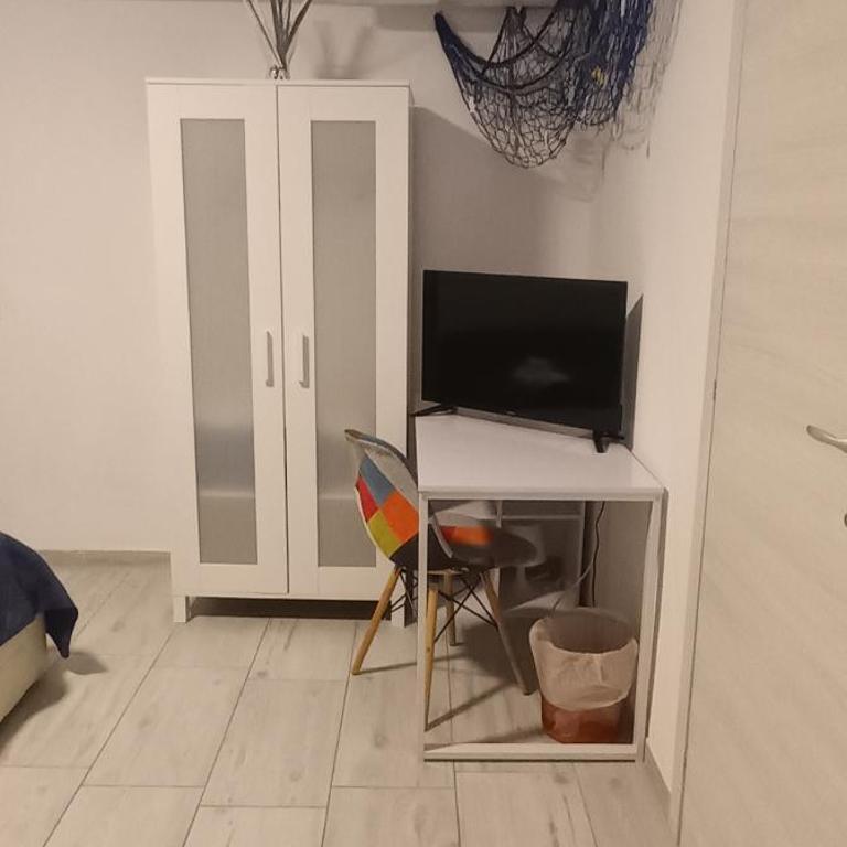 Casa Mia - Family Room with Private Bathroom - 30