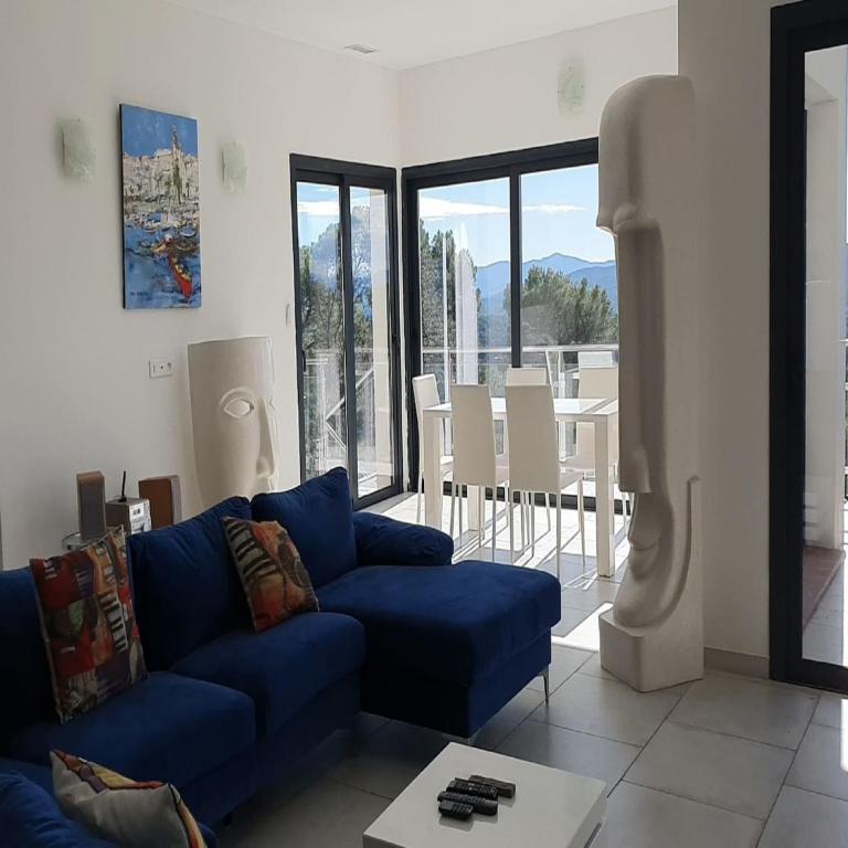 Villa in Lorgues with Private Pool - Villa 5 Chambres - 2