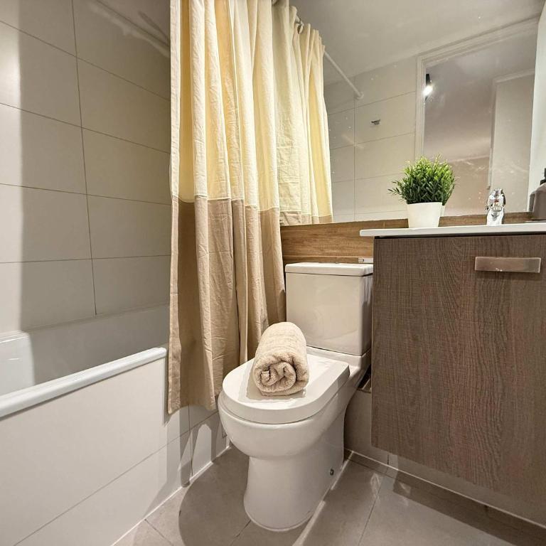 HOM I Depto con Parking cerca al Metro Santa Lucia - Apartment - 15