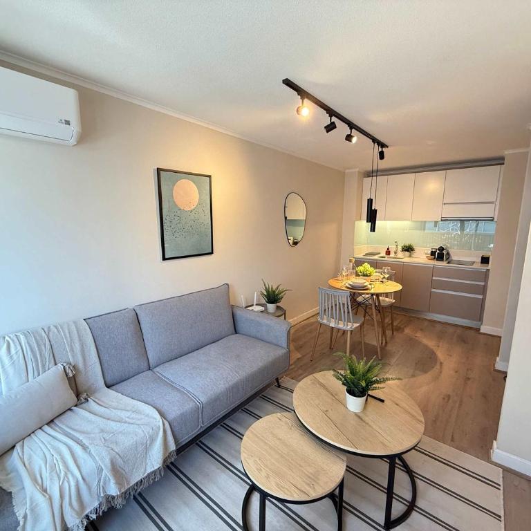 HOM I Depto con Parking cerca al Metro Santa Lucia - Apartment - 19