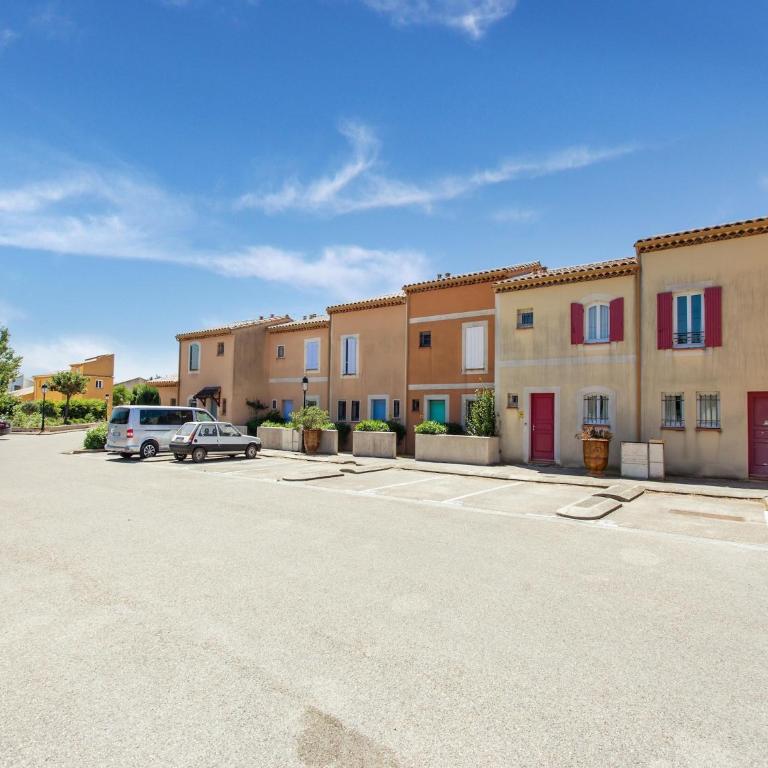 Holiday Home in Arles with Pool & Terrace - Maison de Vacances 2 Chambres - 8