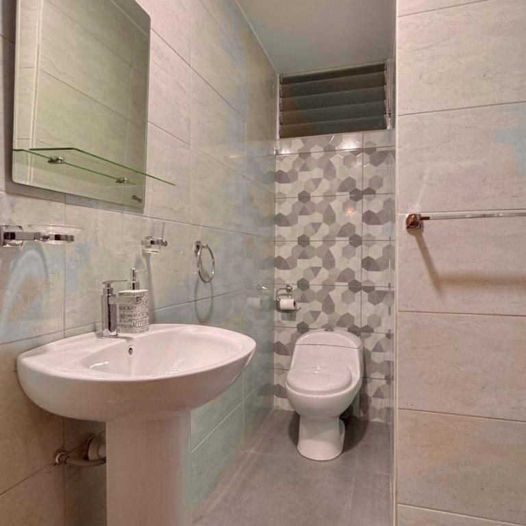 Apartamento VIP LEO - Three-Bedroom Apartment - 8