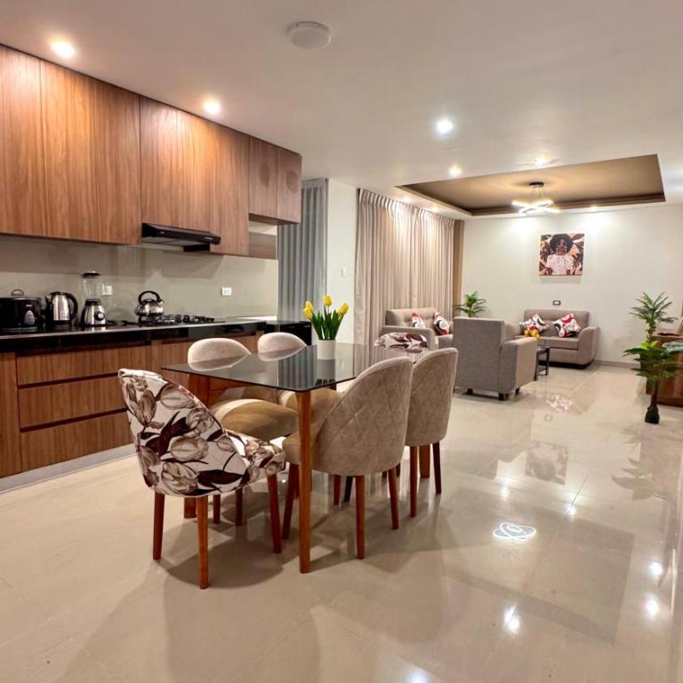 Apartamento VIP LEO - Three-Bedroom Apartment - 13
