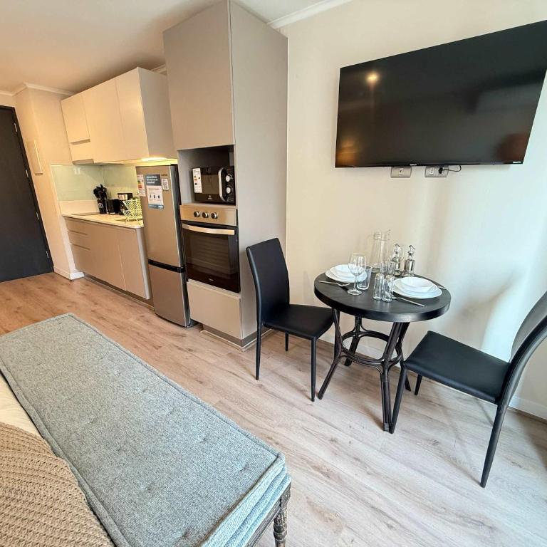 HOM I WiFi AA 4 minutos del Metro Santa Lucia - Apartment - 13
