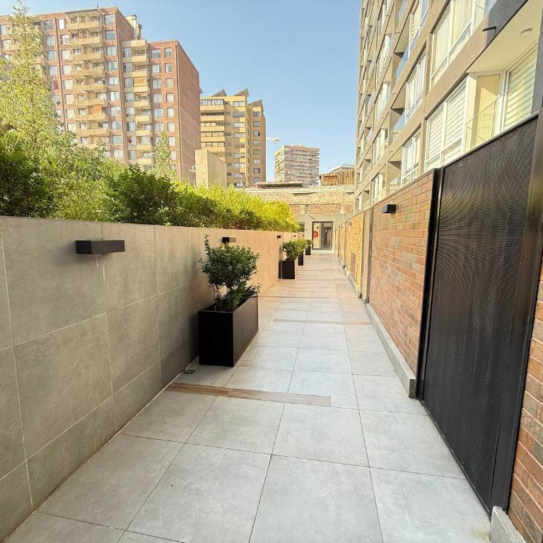 HOM I WiFi AA 4 minutos del Metro Santa Lucia - Apartment - 34