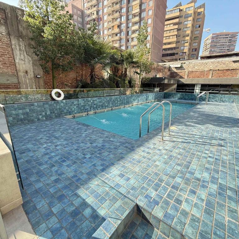 HOM I WiFi AA 4 minutos del Metro Santa Lucia - Apartment - 35