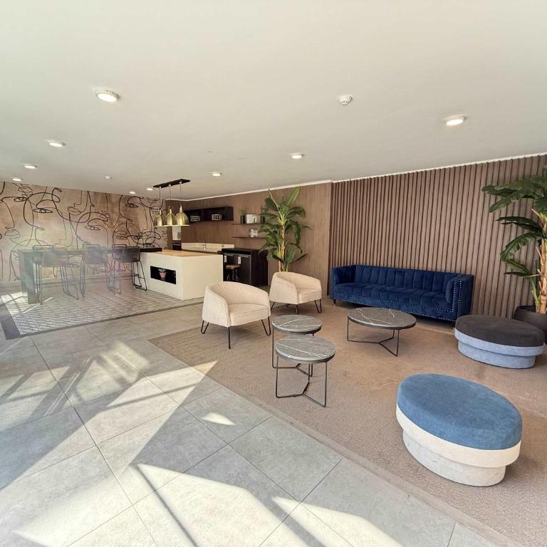 HOM I WiFi AA 4 minutos del Metro Santa Lucia - Apartment - 36