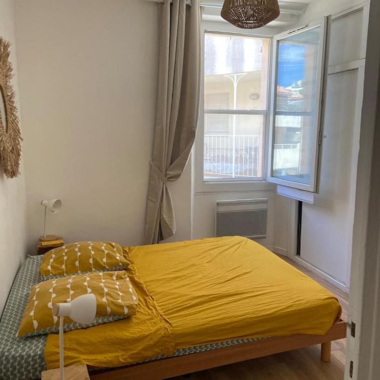 Hyper center of Bandol! - Apartment mit 2 Schlafzimmern - 3