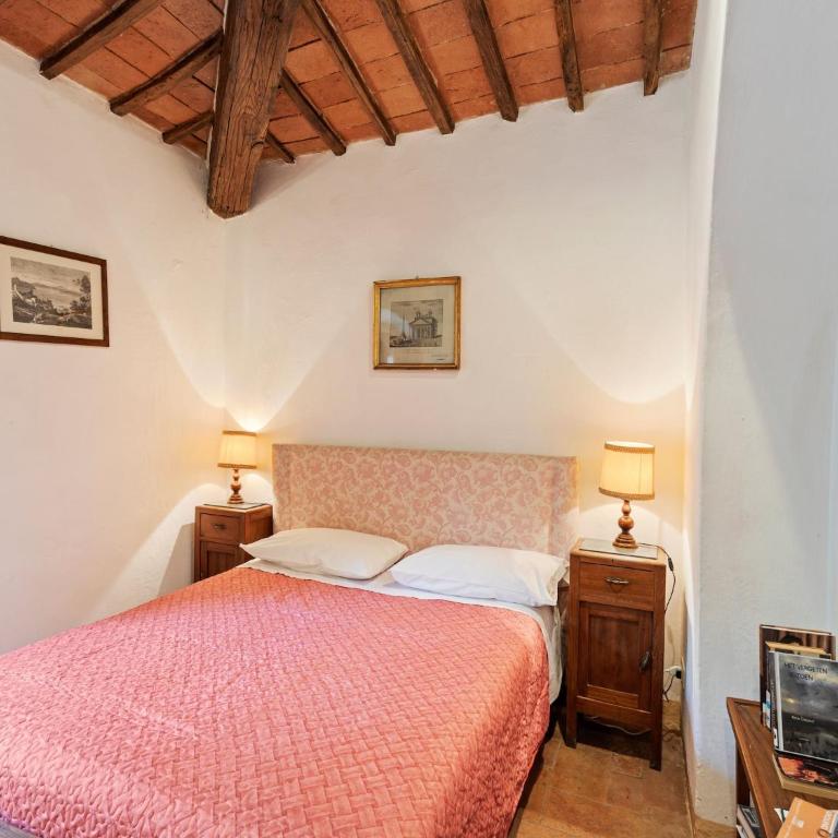 Elegant 2-Bedroom Holiday Home in Tuscan - Two-Bedroom Holiday Home - 22
