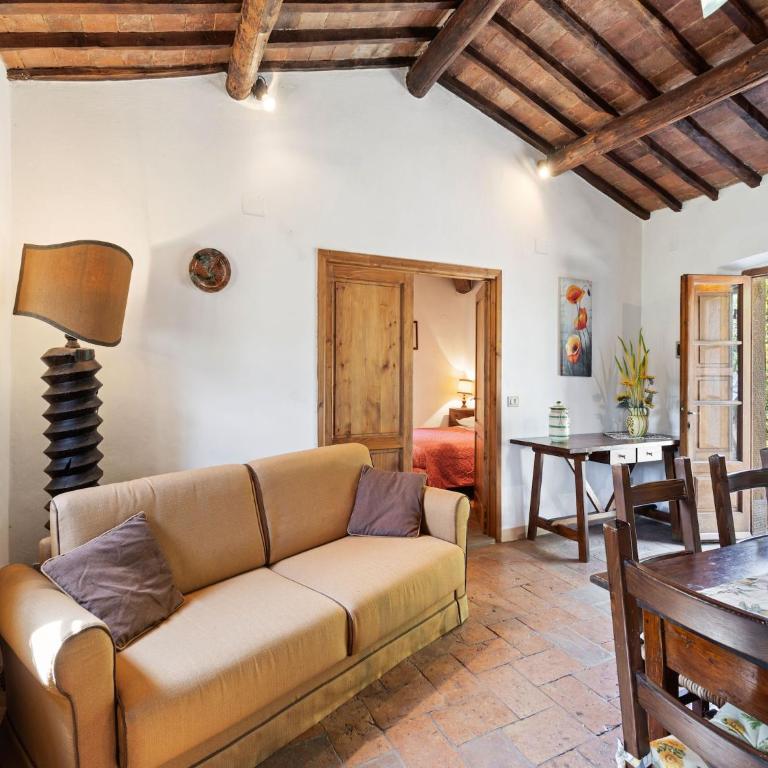 Elegant 2-Bedroom Holiday Home in Tuscan - Two-Bedroom Holiday Home - 2