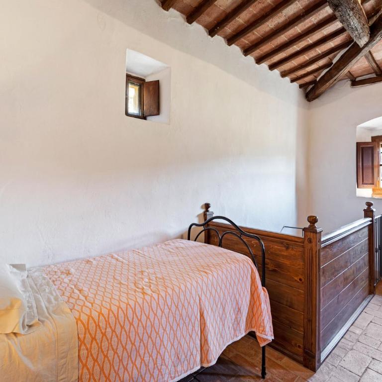 Elegant 2-Bedroom Holiday Home in Tuscan - Two-Bedroom Holiday Home - 29