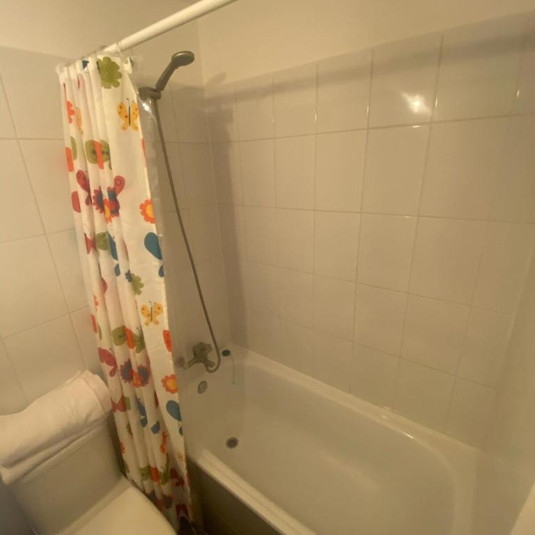 Casa Laguna - Two-Bedroom Apartment - 21