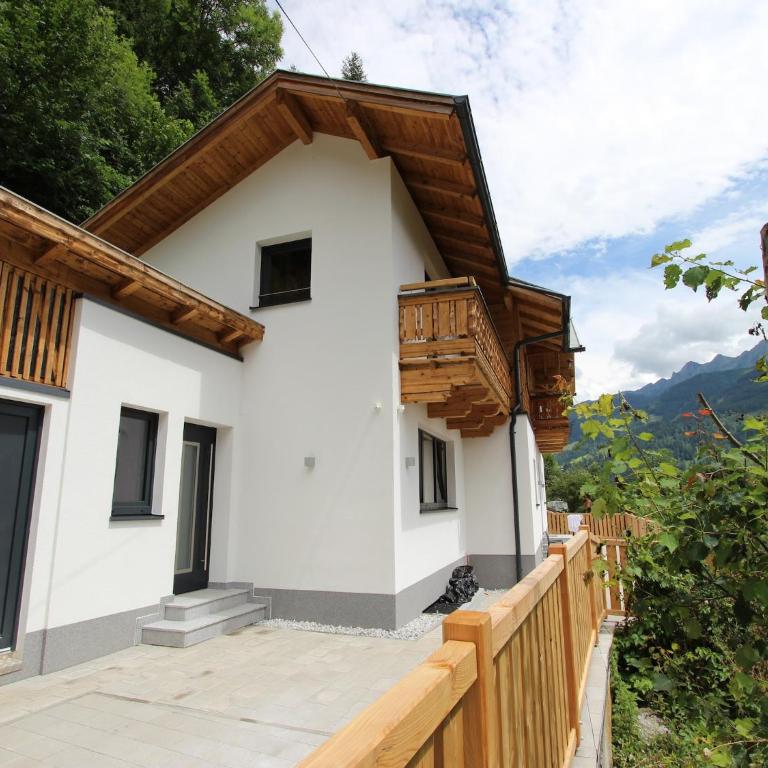 Chalet in Bruck near Zell am See Ski Slopes - Chalet mit 3 Schlafzimmern - 1