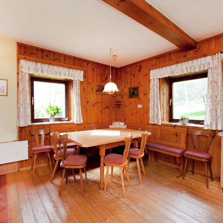 Farmhouse in St Johann im Pongau with Sauna - Ferienhaus mit 4 Zimmern - 10
