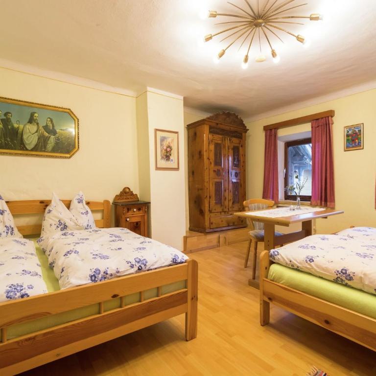 Farmhouse in St Johann im Pongau with Sauna - Ferienhaus mit 4 Zimmern - 11