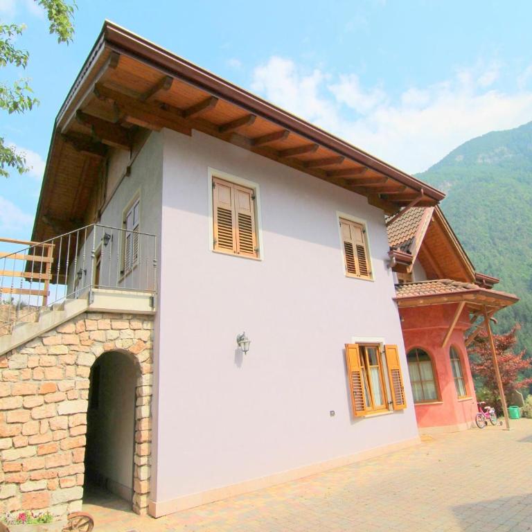 Holiday Home in Caldes near Ski Lift - Maison de Vacances 2 Chambres - 1