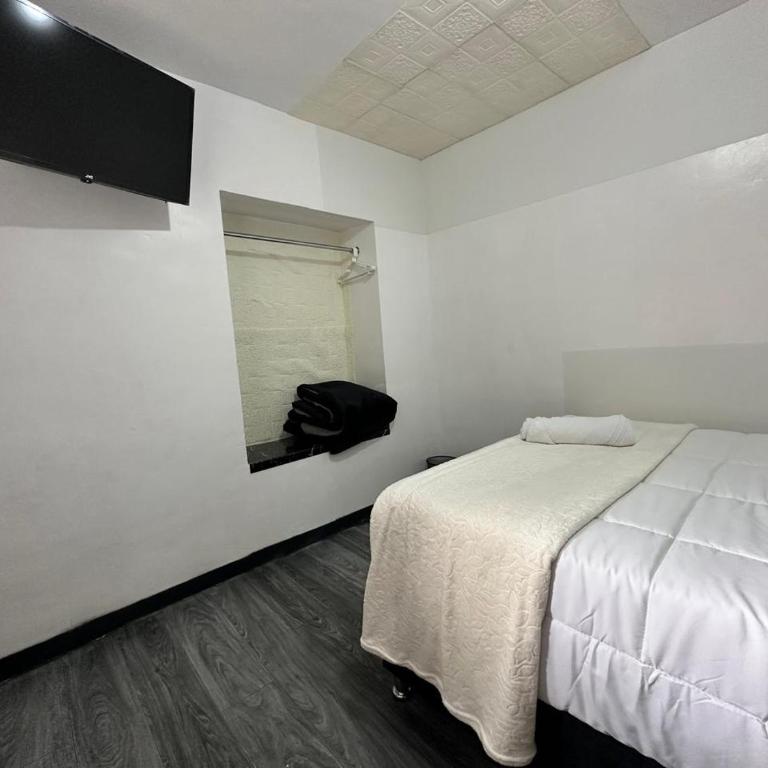 Habitaciones para Turistas en Zona Tranquila de Cusco - Habitación Doble con baño compartido - 4