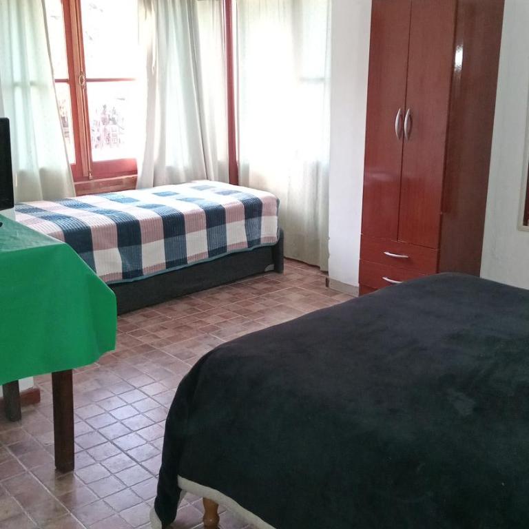 CASONA Malva del Rio - Habitación Cuádruple con vistas a la montaña - 3