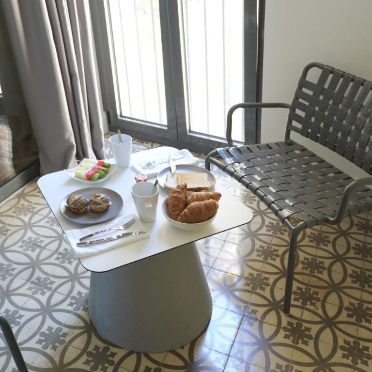 Apartaments Plaça Del Vi - Apartamento Deluxe - 11