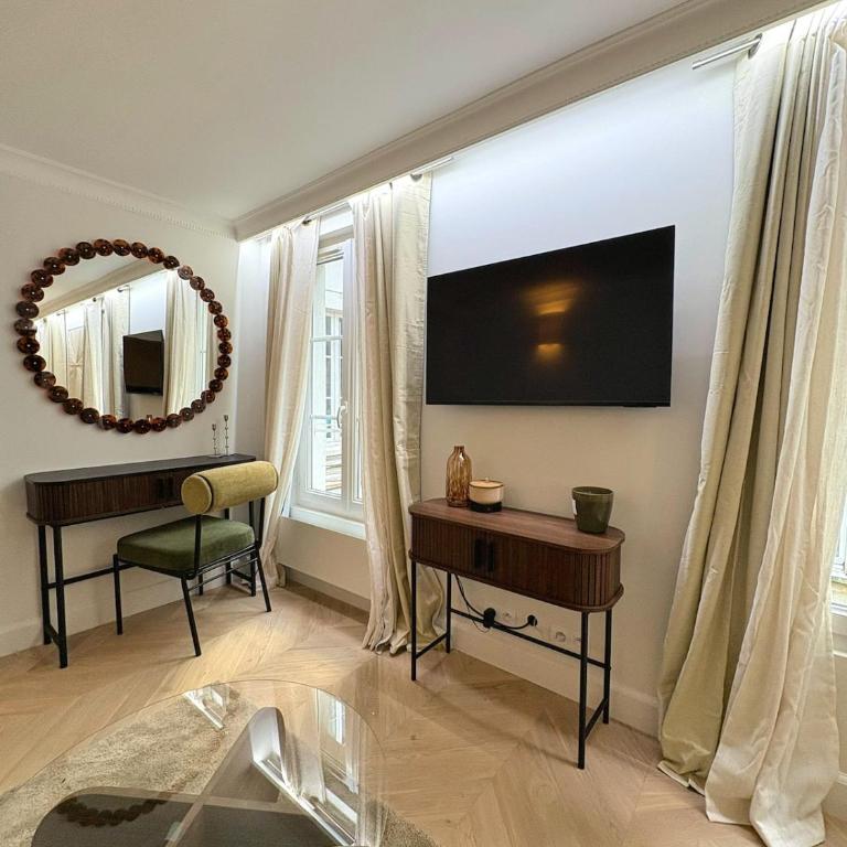 Elegant 1BR Monthly Rental near Place Vendôme - Appartement 1 Chambre - 2