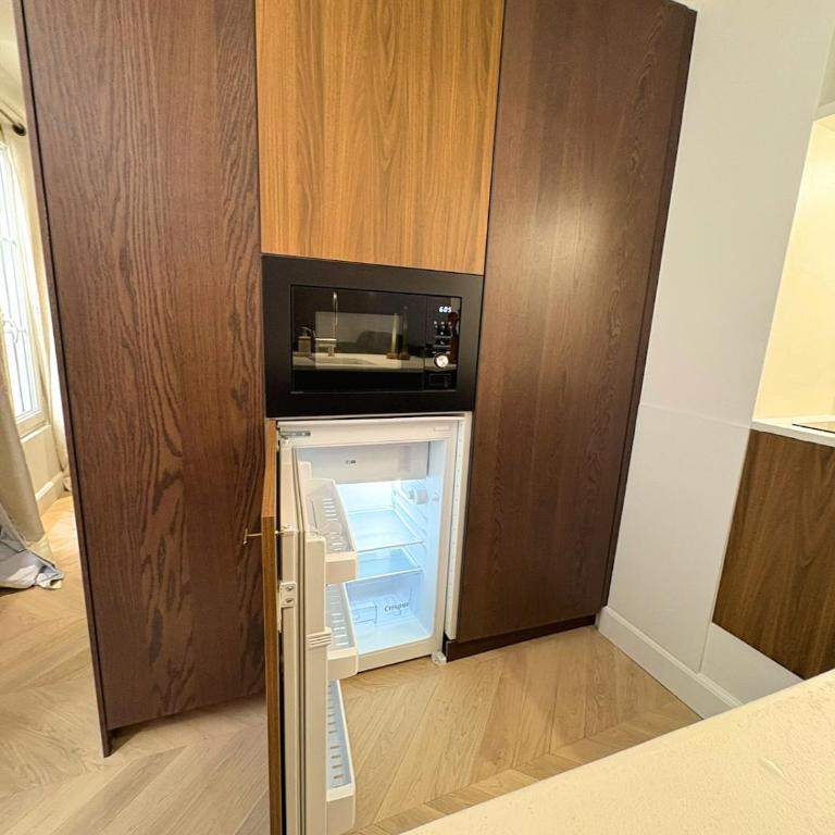 Elegant 1BR Monthly Rental near Place Vendôme - Appartement 1 Chambre - 16