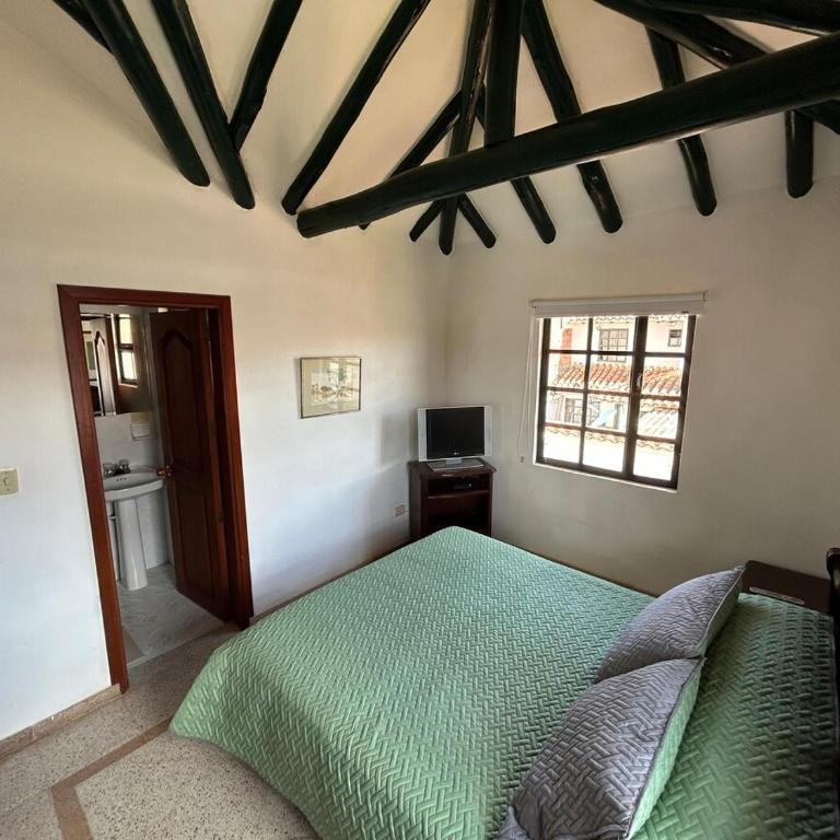 Casa Rosita Cerca a Plaza Mayor - Five-Bedroom House - 13
