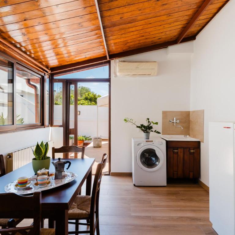 IRIS - Lecce Selection - Two-Bedroom Apartment with Garden View - 9