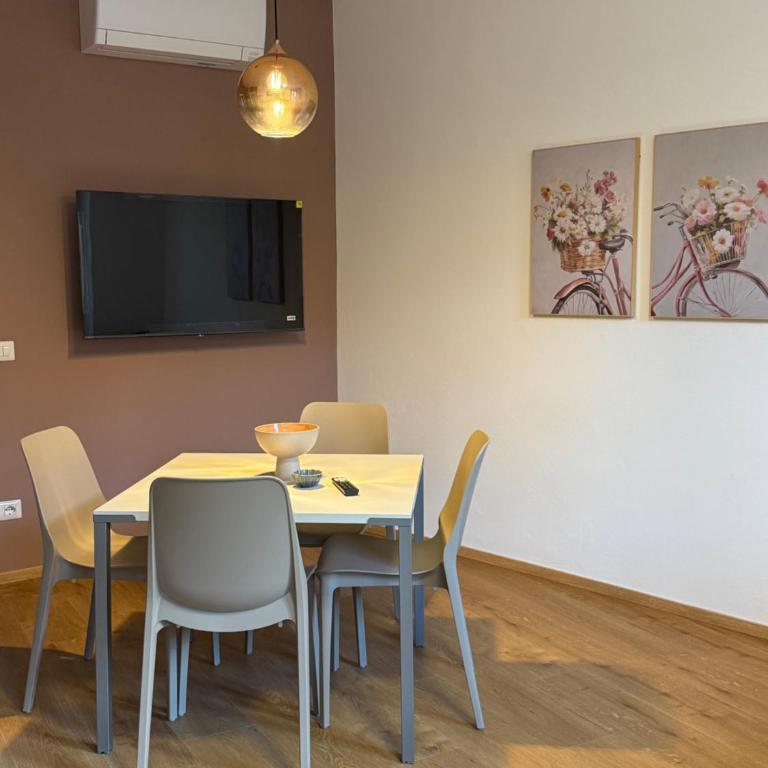Largo A Zoppi - Appartamento con 1 Camera da Letto e Vista Città - 4