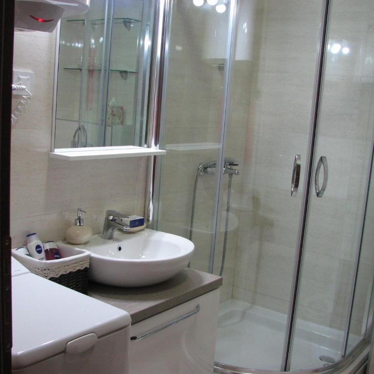 Apartment B&S - One-Bedroom Apartment with Balcony - 78