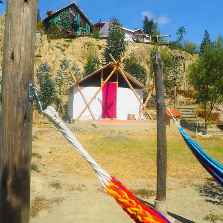 Colibrí Eco Lodge & Camping - Habitación Familiar con vistas a la montaña - 2