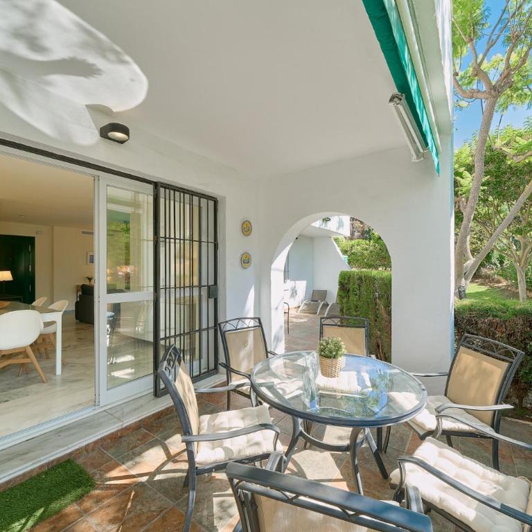 Marbella Lunamar Jardín 4Hab - Four-Bedroom Apartment - 13