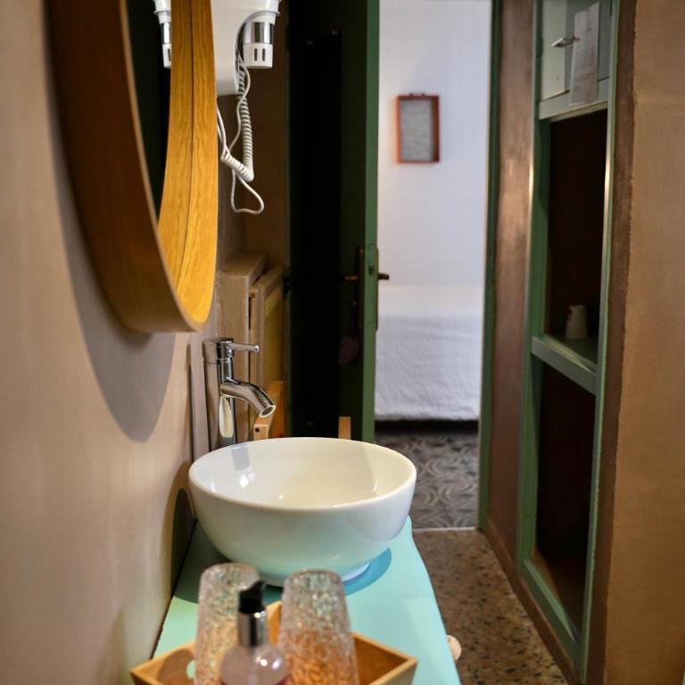 Hotel de France - Chambre Quadruple avec Baignoire - 3