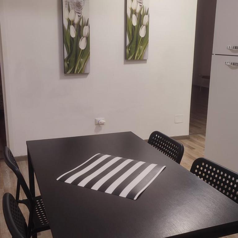 Room CasaVostrA 2 - Appartamento con 4 Camere da Letto - 35