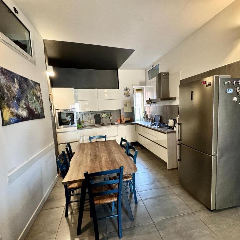 Casa Fradella - Appartamento con 2 Camere da Letto e Balcone - 3