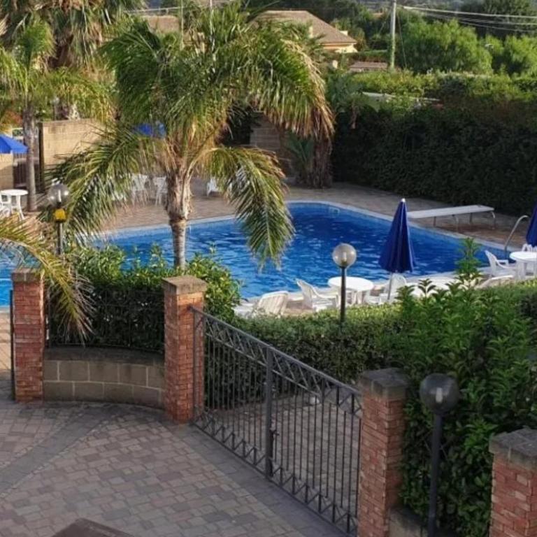 Mansarda Camelie via dei Normanni, 45 - Vacation Home - 3