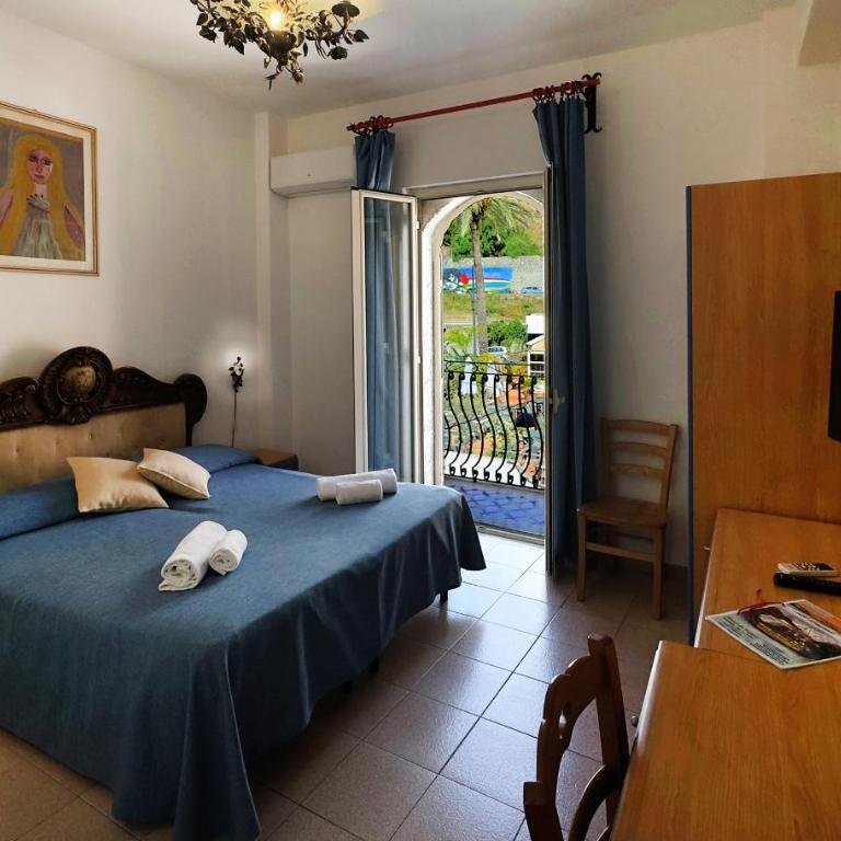 Hotel da Peppe - Camera Standard Matrimoniale/Doppia con Letti Singoli con Balcone - 1